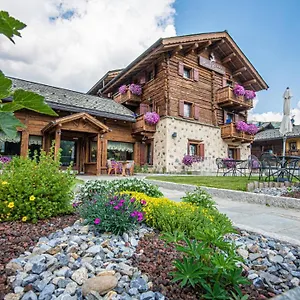 Capriolo Hotel