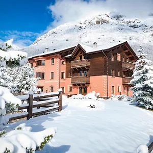  Aparthotel Bait Da Mott